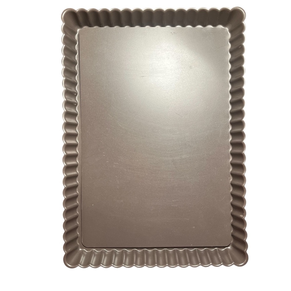 Metallic Rectangular Tart Pan
